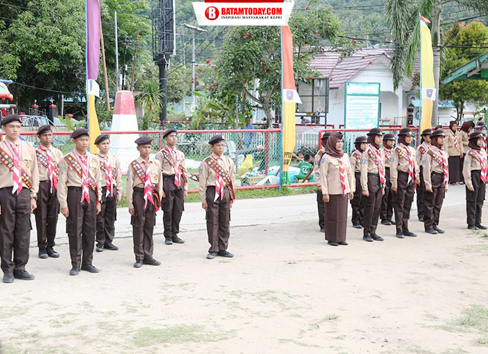 16 Peserta yang terdiri dari 8 orang putra dan 8 orang putri sebagai perwakilan Kwarcab Pramuka Anambas pada Jambore Nasional